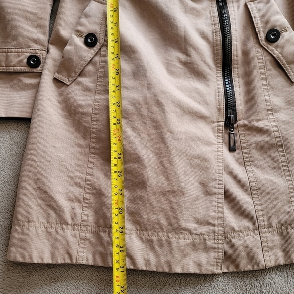 Soia & Kyo belted trenchcoat size small - Picture 10 of 16